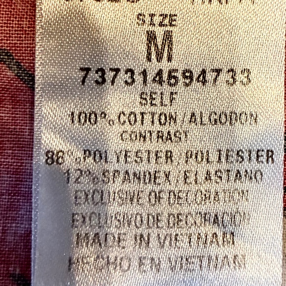 "Sanrio-Hello Kitty" scrub top, M, like new condition - Picture 9 of 9